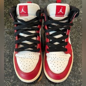 Nike Air Jordans 1.5y